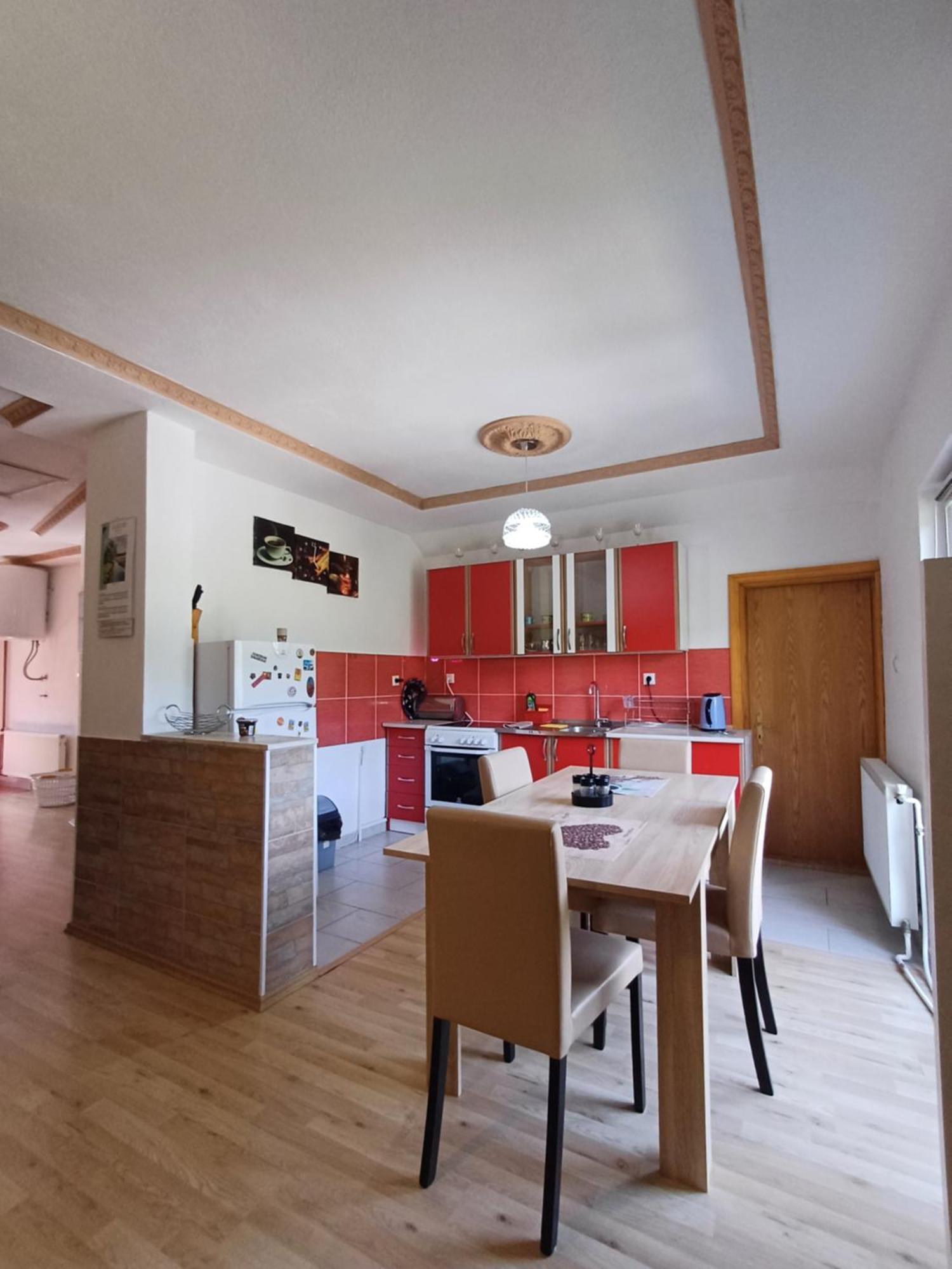 Denis Una Apartment *